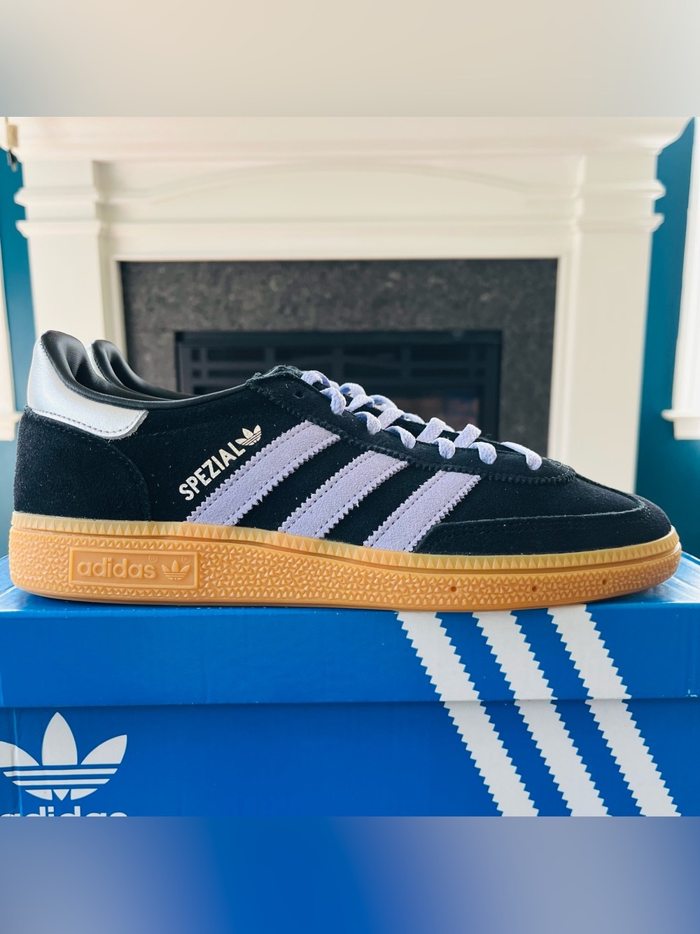 Sz 8 adidas Handball Spezial 'Black Violet Tone' Women's Sneakers JS2909